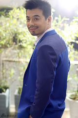 组图：傅迦最新写真阳光帅气 西装尽显型男风范