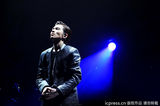 组图：萧敬腾雨神封号再显灵 南京飘雨激情开唱