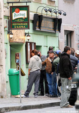 组图：《碟中谍4》探班 阿汤哥热身姿势雷人