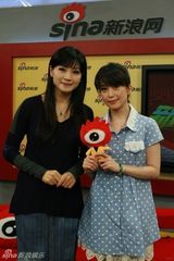 组图：孟庭苇方季韦做客 昔日玉女面容娇俏