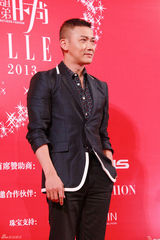 组图：众星捧场ELLE之夜 徐峥夫妇破婚变传闻