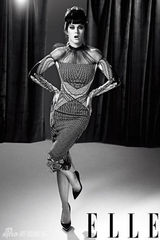 组图：凯蒂-派瑞登Elle杂志封面 大展妩媚功夫