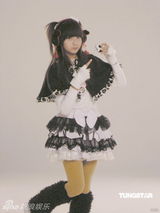 高清组图：萝莉歌手许雅涵拍写真娇俏可爱