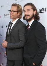 组图：《无法无天》好莱坞首映 拉博夫大胡子抢镜