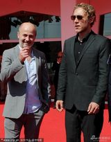 组图：《废墟》发布会 导演编剧齐来撑场