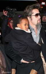 幻灯图集：茱莉皮特一家六口新年出行看音乐剧