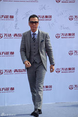 组图：莱昂纳多梁朝伟赵薇等齐聚青岛