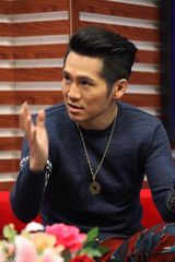 组图：曹格聊歌手最吃惊张杰补位 妻子曾是歌迷