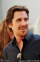 组图：诺兰留名星光大道 《蝙蝠侠》剧组助阵