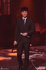 组图：容祖儿九夺劲歌金曲歌后 林峰获最受欢迎