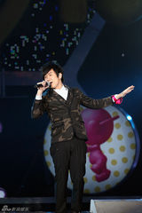 高清组图：09无线咪咕汇现场 李宇春莫文蔚精彩演出