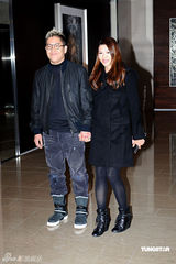 高清：陈国邦迎娶罗敏庄现场洒泪 众无线艺人道贺