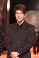 组图：亚太影展女星比美 侯佩岑温碧霞红毯争艳