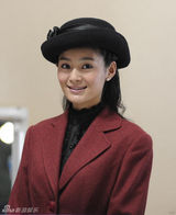 组图：《兵临城下》最新剧照曝光 王媛可造型美艳